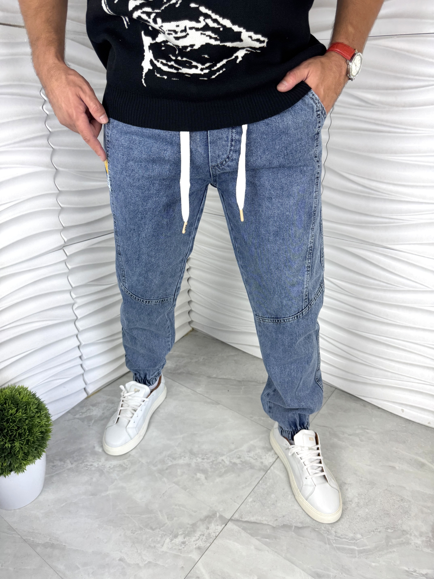 Мъжки дънки в син цвят с ластик 