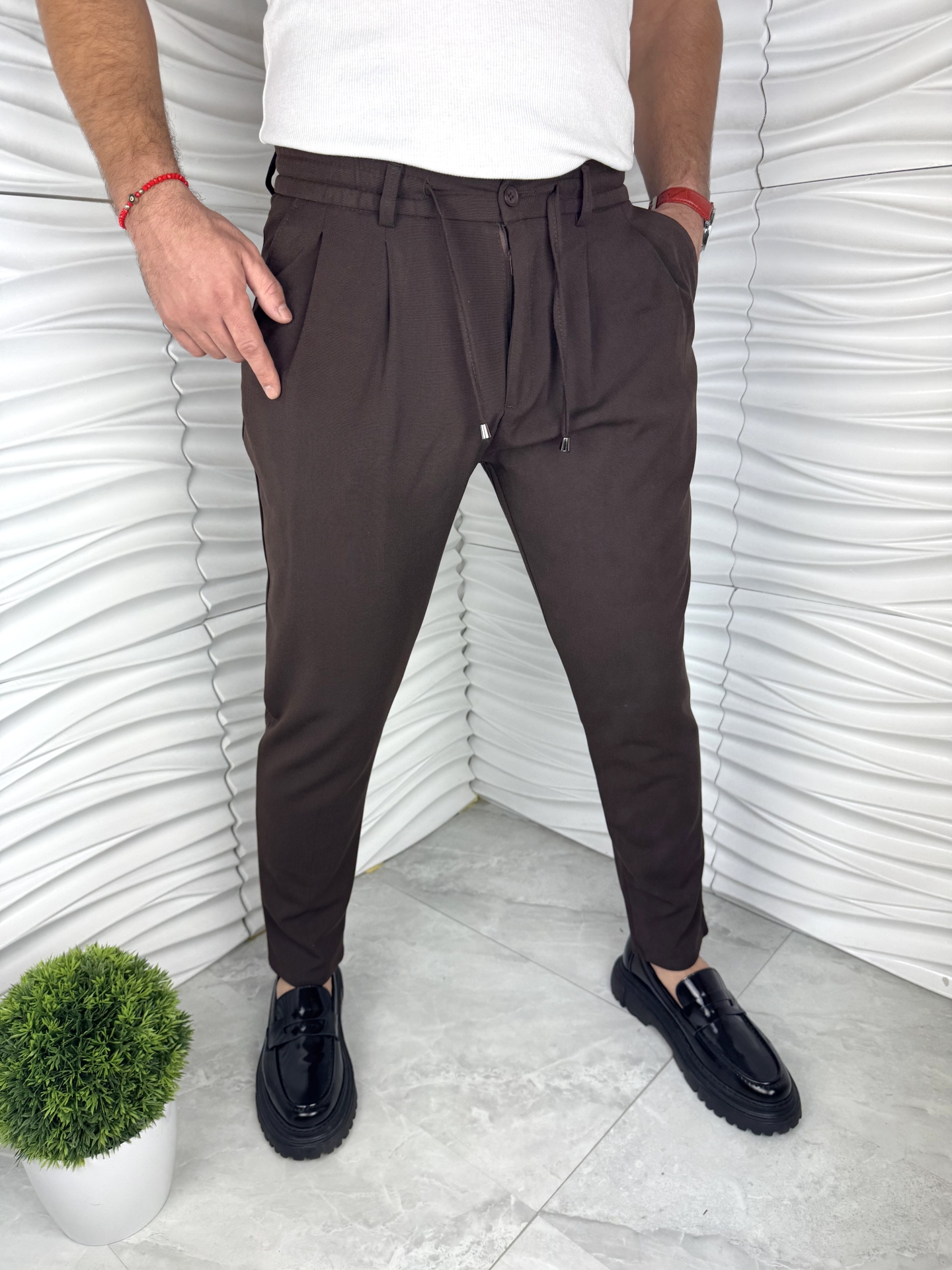 Мъжки спортно елегантен панталон в кафяв цвят 