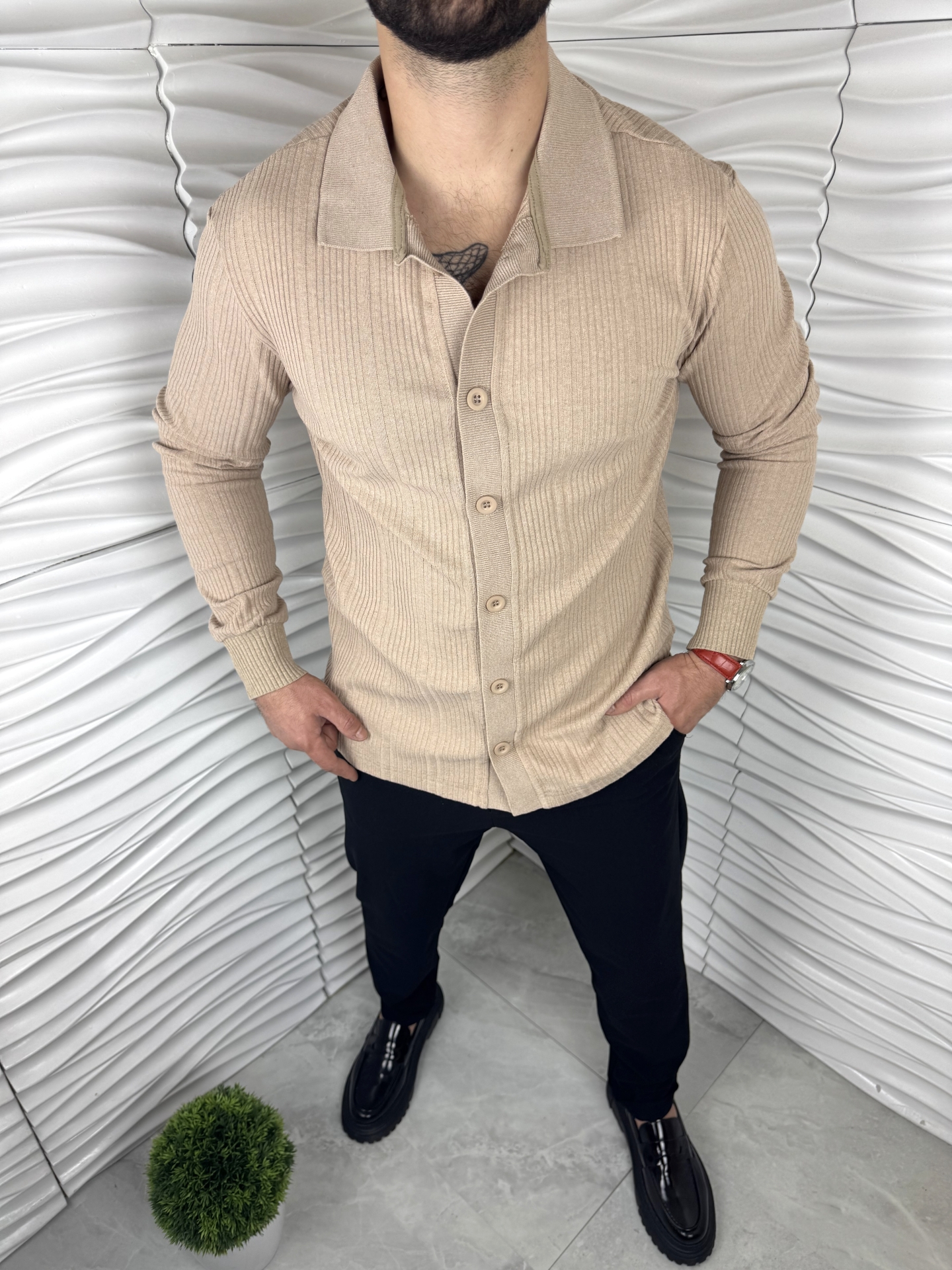 Мъжка релефна риза в светло бежов цвят 