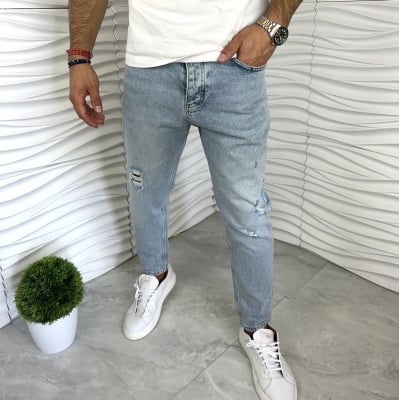 Мъжки светло сини дънки с кръпки тип Boyfriend