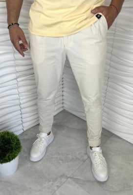 Мъжки спортен панталон в кремав цвят