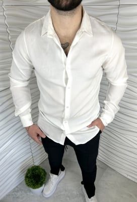 Мъжка изчистена  риза в бял цвят 