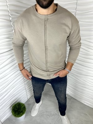 Мъжка блуза в светло бежово с ръб 