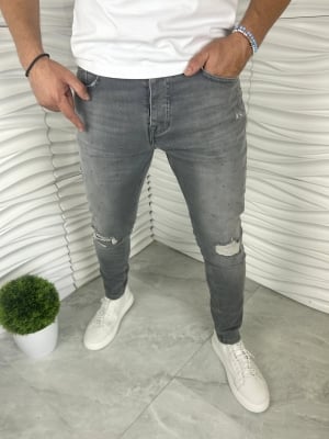 Мъжки дънки в сив цвят с капси 