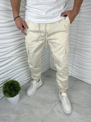Мъжки спортни панталони в светло бежово