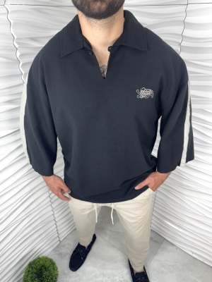 Мъжка тениска в черно с яка и  ¾  ръкави 