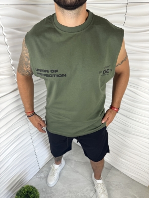 Мъжки потник в зелен цвят с надпис