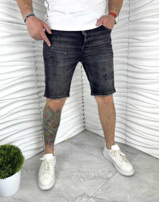 Мъжки къси дънки в черен цвят с пръски боя