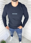 Мъжка блуза в тъмно син цвят с надпис отпред